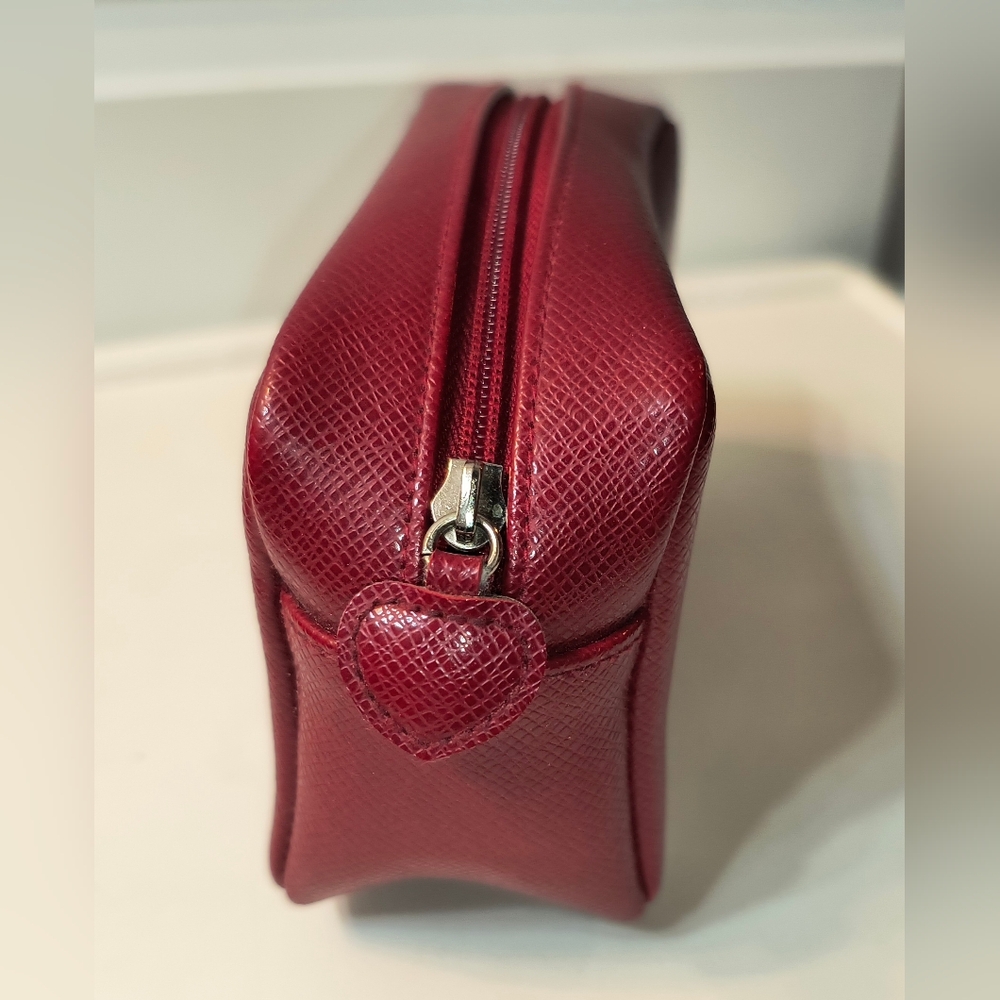 Red Vegan Leather Tote with Gingham Lining + Matching Makeup Bag - Picture 8 of 8